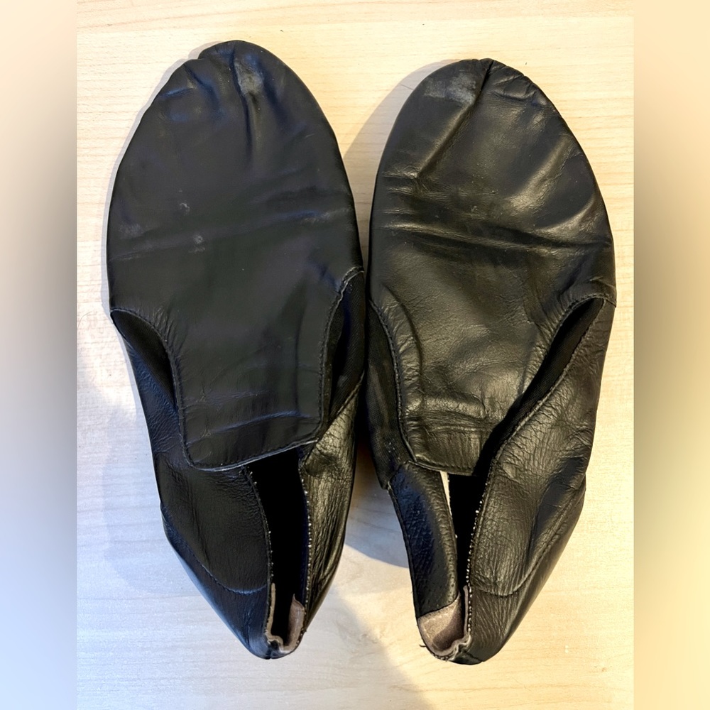 Split sole black jazz shoes